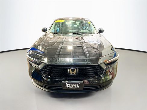 Used 2023 Honda Accord EX image 3