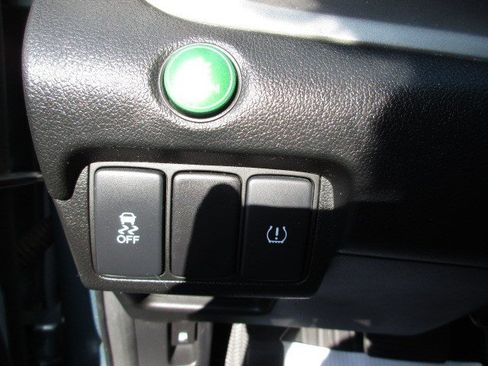 Used 2014 Honda CR-V LX image 18