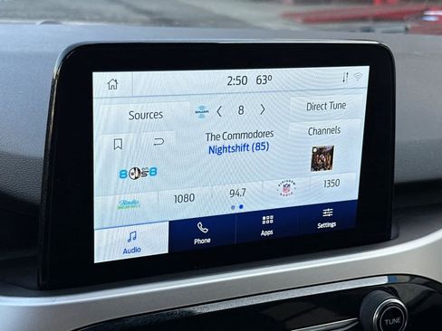 Used 2020 Ford Escape SE Sport image 18