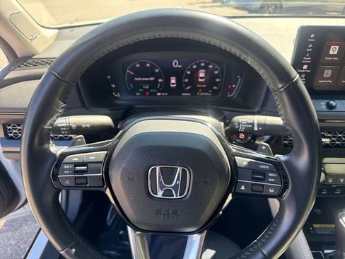 Certified 2023 Honda Accord Touring image 11