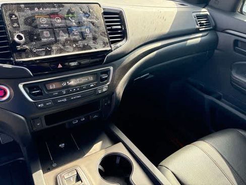 Used 2025 Honda Ridgeline TrailSport image 21