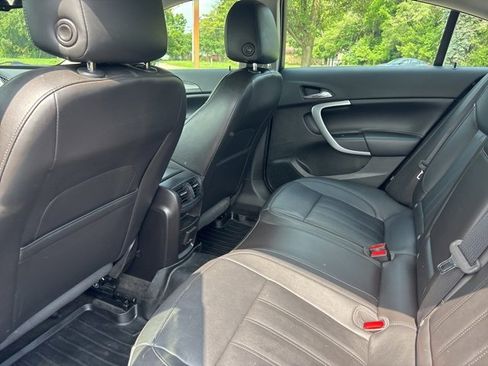 Used 2016 Buick Regal Premium image 11