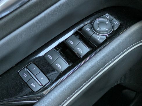 Used 2021 Cadillac Escalade Sport w/ Heavy-Duty Trailer Package image 20