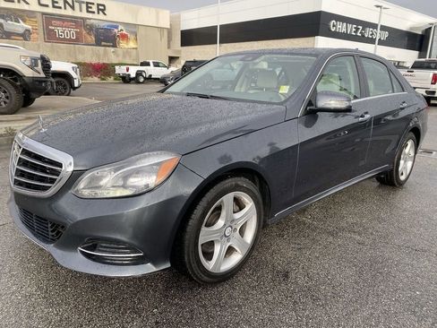 Used 2014 Mercedes-Benz E 350 Luxury image 39