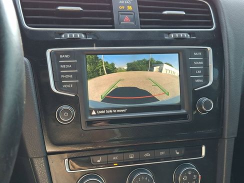 Used 2016 Volkswagen GTI S FWD image 18