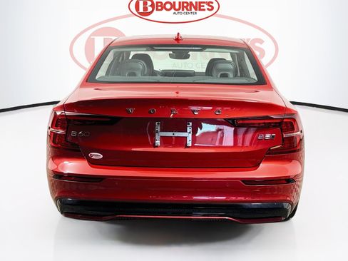 Used 2024 Volvo S60 B5 Core AWD/4WD image 9