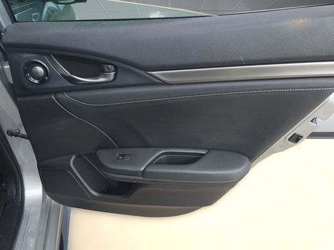 Used 2018 Honda Civic Sport Touring image 18