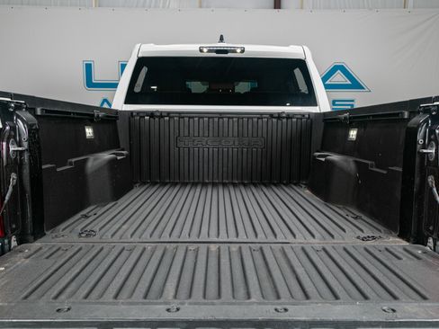 Used 2024 Toyota Tacoma TRD Sport image 12