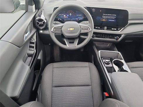 New 2026 Chevrolet Equinox LT image 14