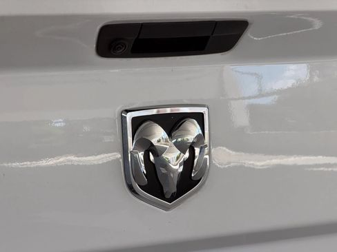 Used 2019 RAM 1500 Big Horn AWD/4WD image 15