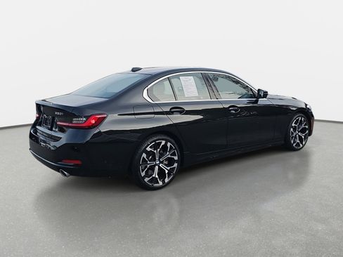 Certified 2025 BMW 330i Sedan w/ Premium Package image 5
