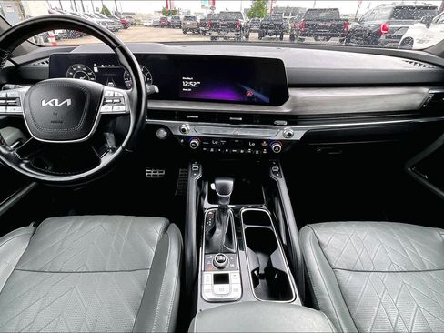 Used 2023 Kia Telluride SX Prestige X-Pro AWD/4WD image 16