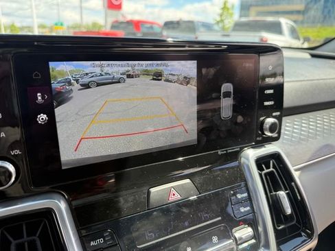 Used 2023 Kia Sorento SX AWD/4WD image 18