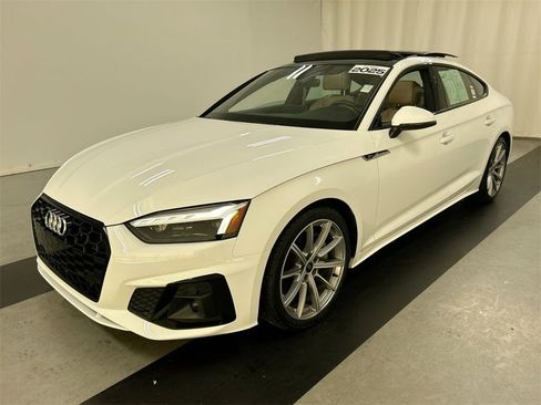 Used 2025 Audi A5 2.0T Premium Plus image 5