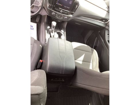 Used 2023 Chevrolet Traverse LT w/ Midnight/Sport Edition AWD/4WD image 18