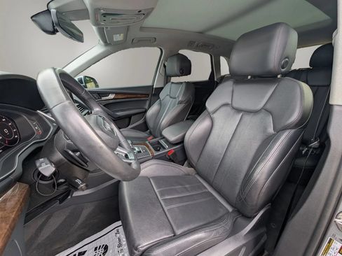 Used 2019 Audi Q5 2.0T Premium Plus w/ Premium Plus Package AWD/4WD image 12