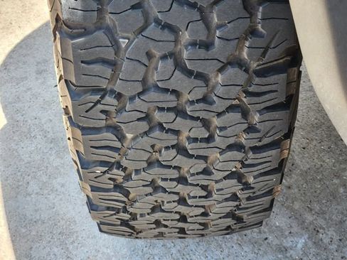 Used 2023 Ford Bronco Badlands AWD/4WD image 11