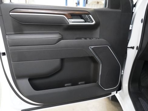 Used 2025 GMC Sierra 1500 SLT RWD image 19