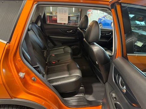 Certified 2017 Nissan Rogue SL w/ SL Premium Package AWD/4WD image 12