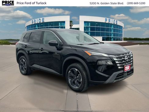 Used 2026 Nissan Rogue SV FWD image 3