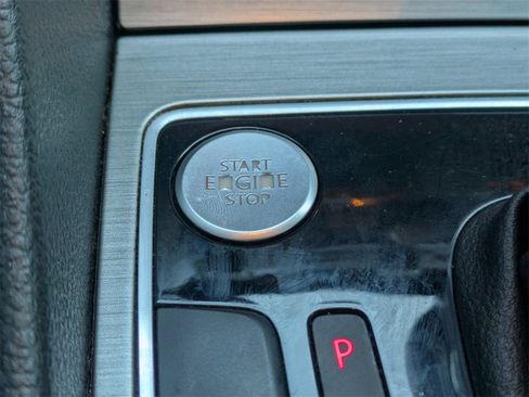 Used 2015 Volkswagen Passat 1.8T SE image 39