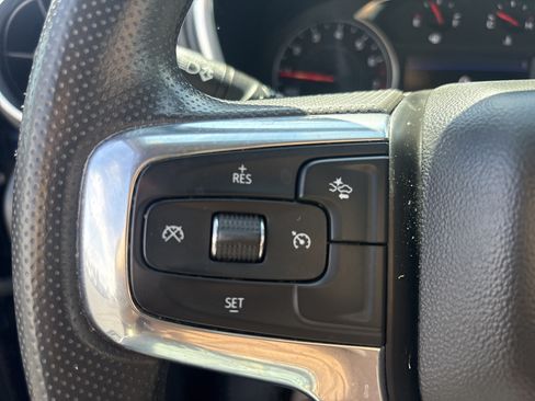 Used 2023 Chevrolet Blazer LT FWD image 19