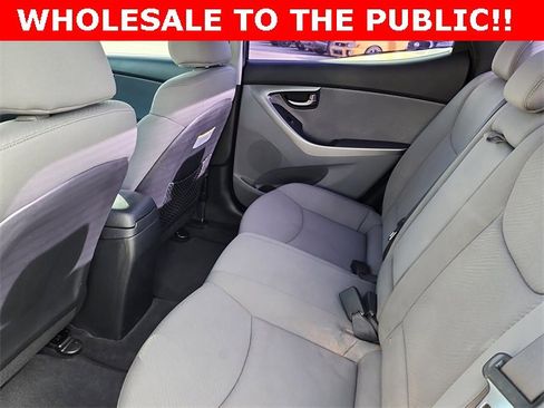 Used 2011 Hyundai Elantra GLS w/ Navigation Pkg 4 image 13
