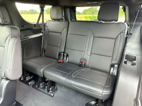 Certified 2025 GMC Yukon XL Denali w/ Sun & Power Step Package image 23