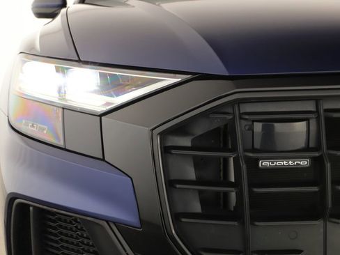 Used 2022 Audi Q8 Premium Plus AWD/4WD image 33
