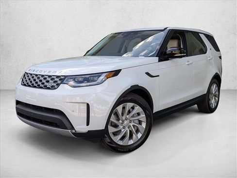 New 2026 Land Rover Discovery S image 1