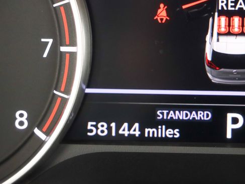Used 2024 Nissan Rogue SV FWD image 16