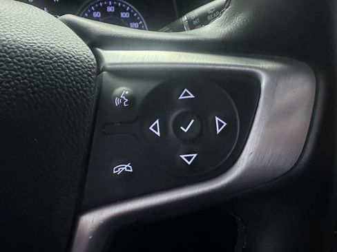 Used 2023 GMC Acadia SLT FWD image 64