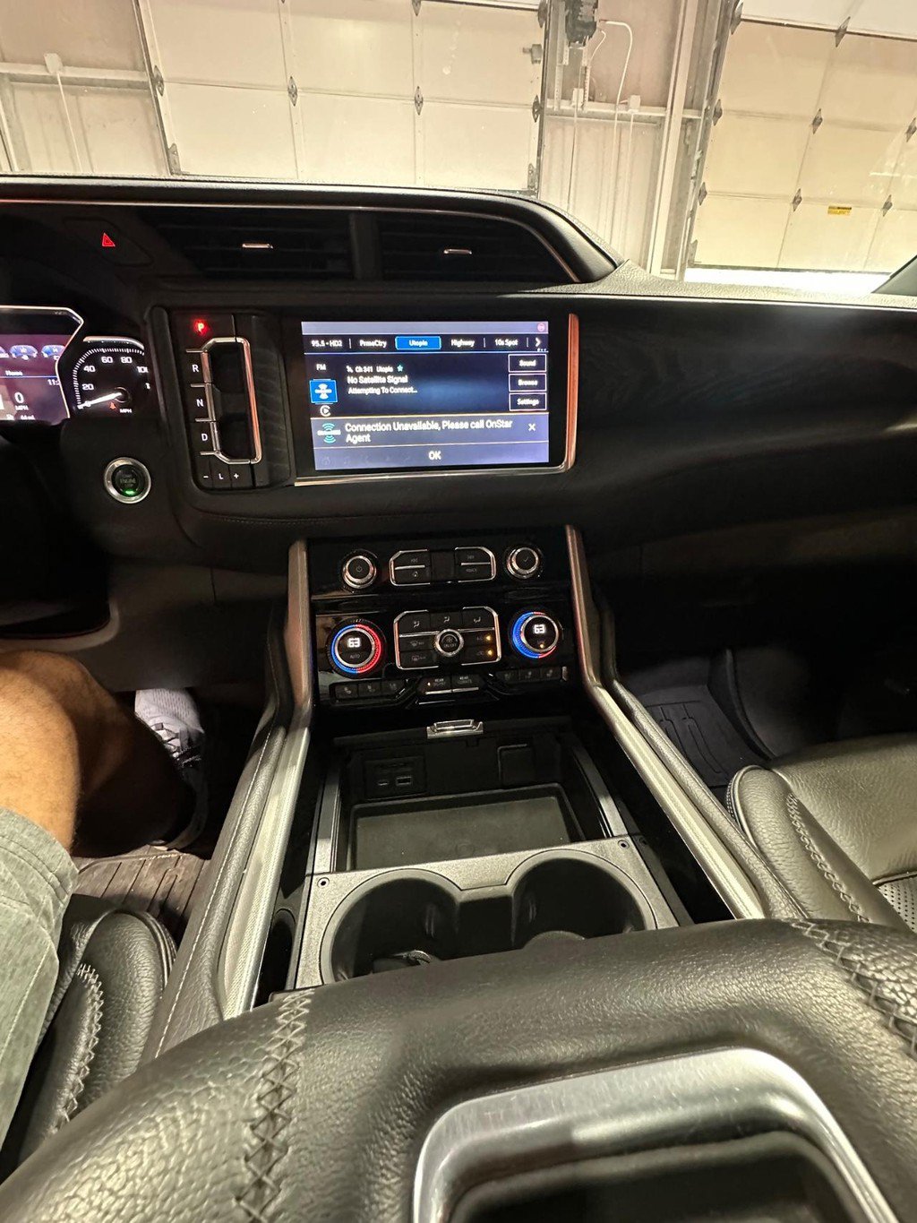 Used 2021 GMC Yukon Denali w/ Denali Ultimate Package RWD image 19