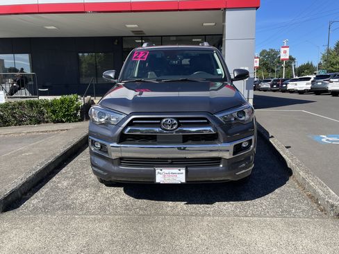 Certified 2022 Toyota 4Runner Limited AWD/4WD image 2