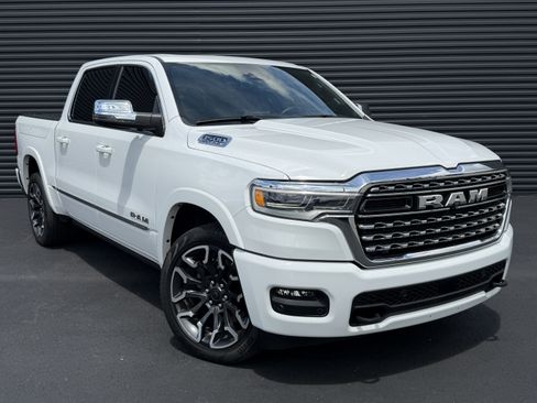 Used 2025 RAM 1500 Limited AWD/4WD image 7