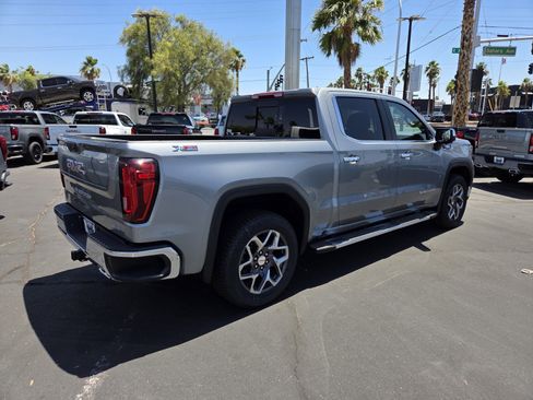New 2025 GMC Sierra 1500 SLT w/ SLT Premium Package image 4