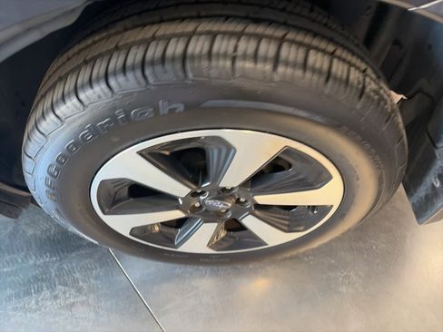 Used 2018 Subaru Forester 2.5i Limited image 15