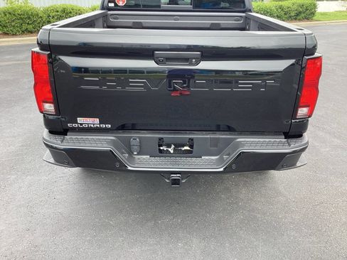 New 2025 Chevrolet Colorado Z71 w/ Technology Package AWD/4WD image 3