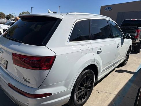 Used 2017 Audi Q7 3.0T Premium Plus w/ Premium Plus Package AWD/4WD image 4