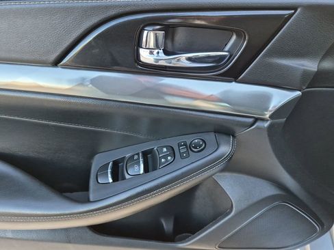 Used 2019 Nissan Maxima 3.5 SV w/ Floor Mat Group image 13