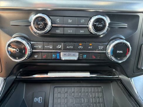 Used 2024 Ford F150 Lariat w/ Equipment Group 502A High AWD/4WD image 25
