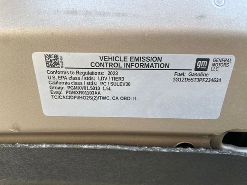 Used 2023 Chevrolet Malibu LT FWD image 40