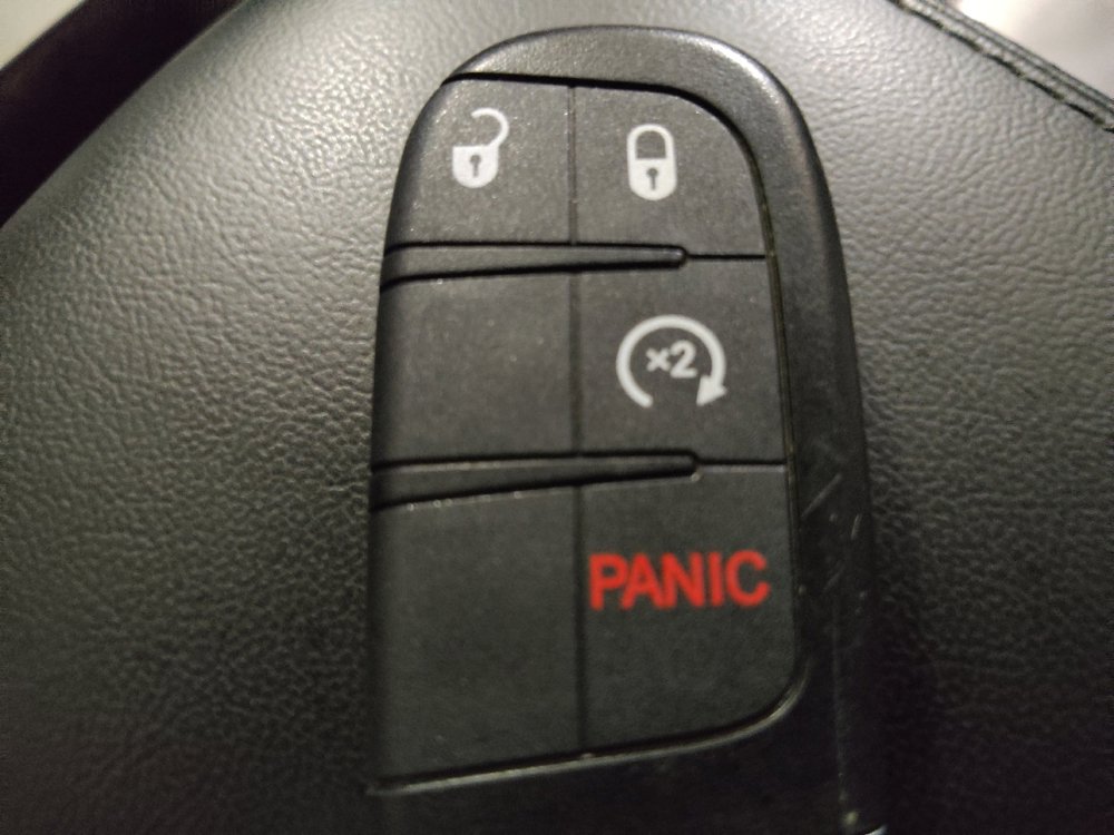 Used 2018 Jeep Grand Cherokee Limited RWD image 32