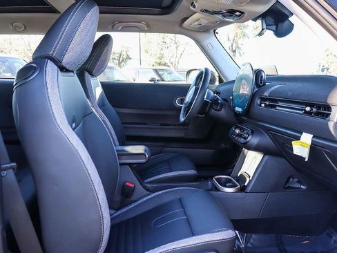 Used 2025 MINI Cooper S image 17