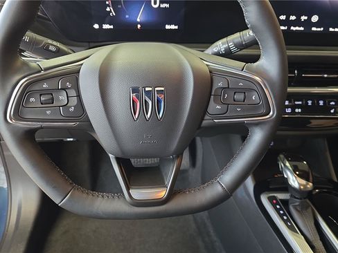 Used 2024 Buick Envista Sport Touring FWD image 27