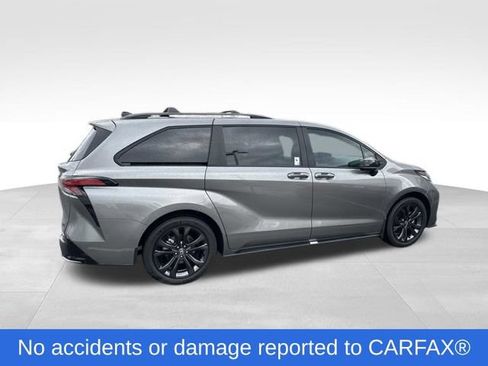 Certified 2026 Toyota Sienna XSE FWD image 3