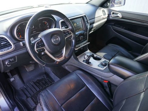 Used 2015 Jeep Grand Cherokee Limited w/ Luxury Group II image 12