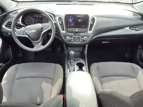 Used 2019 Chevrolet Malibu LS image 28
