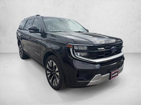 New 2025 Ford Expedition Platinum w/ Driver's Package AWD/4WD image 6