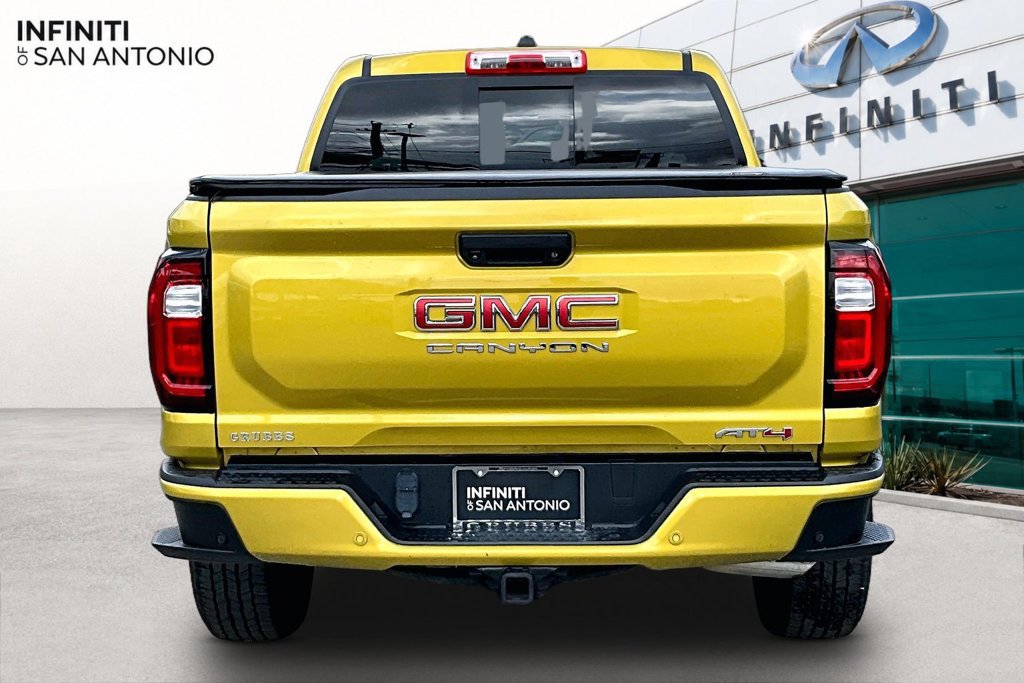 Used 2023 GMC Canyon AT4 w/ AT4 Premium Package AWD/4WD image 5